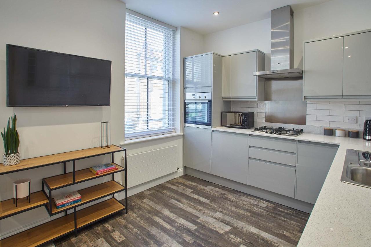 Host & Stay - Apartment One, Hudsons Yard House Уитби Экстерьер фото