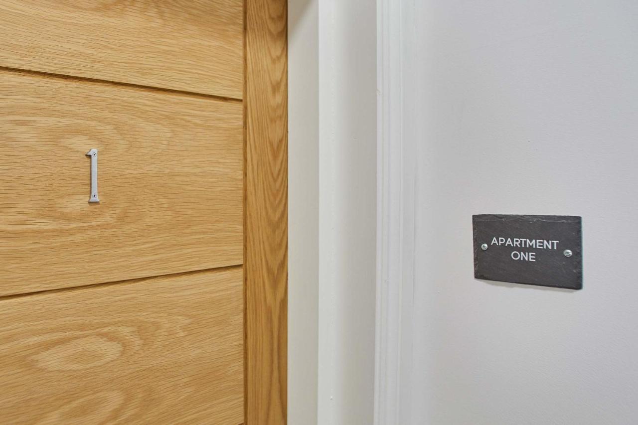 Host & Stay - Apartment One, Hudsons Yard House Уитби Экстерьер фото