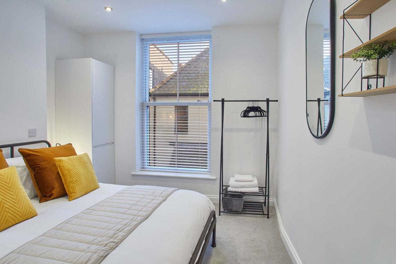 Host & Stay - Apartment One, Hudsons Yard House Уитби Экстерьер фото